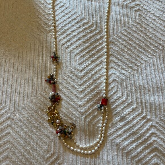 Lot of four beautiful freshwater pearl necklaces, each different styles - Picture 2 of 9